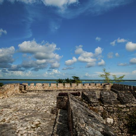 Grand Costa Maya - Bacalar - Fort