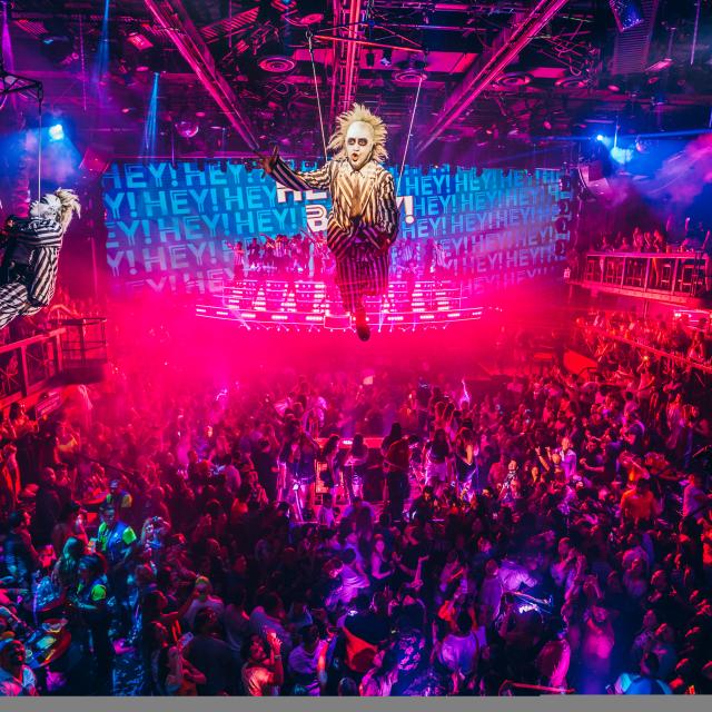 Beetlejuice Performers Hanging in Nightclub